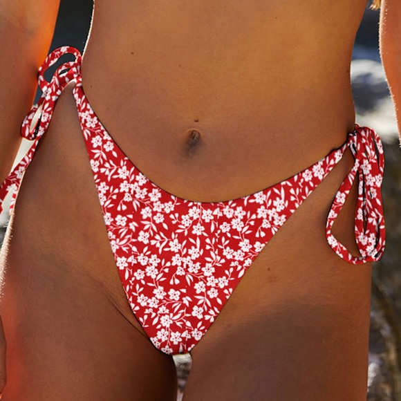 Berlook Red Reversible Floral Halter Bikini Top and Tie Floral Bikini Bottom - Picture 5 of 11